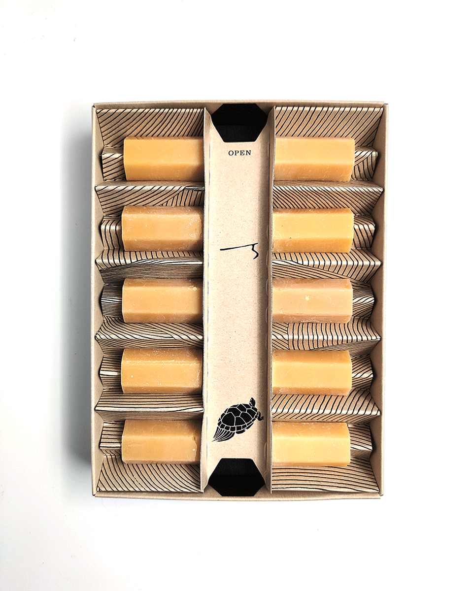 Daiyo Reiskleiewachskerze ROKKAKU [Sechseck]